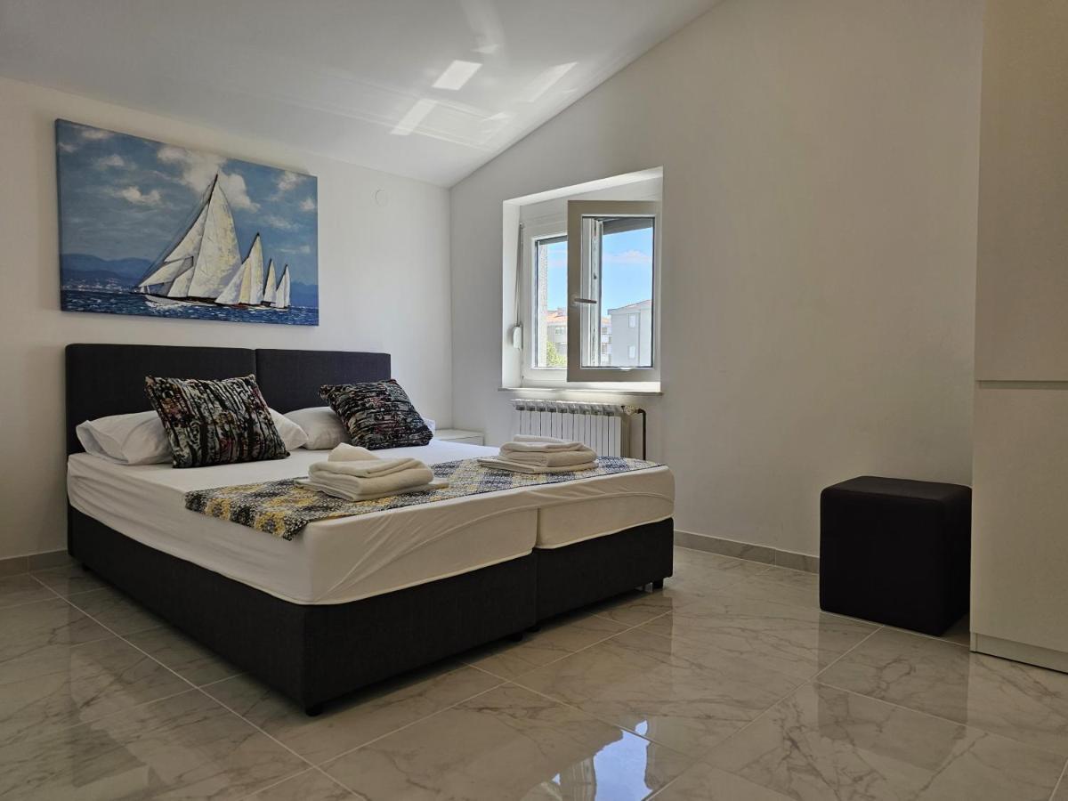 Apartment La E' Bella *