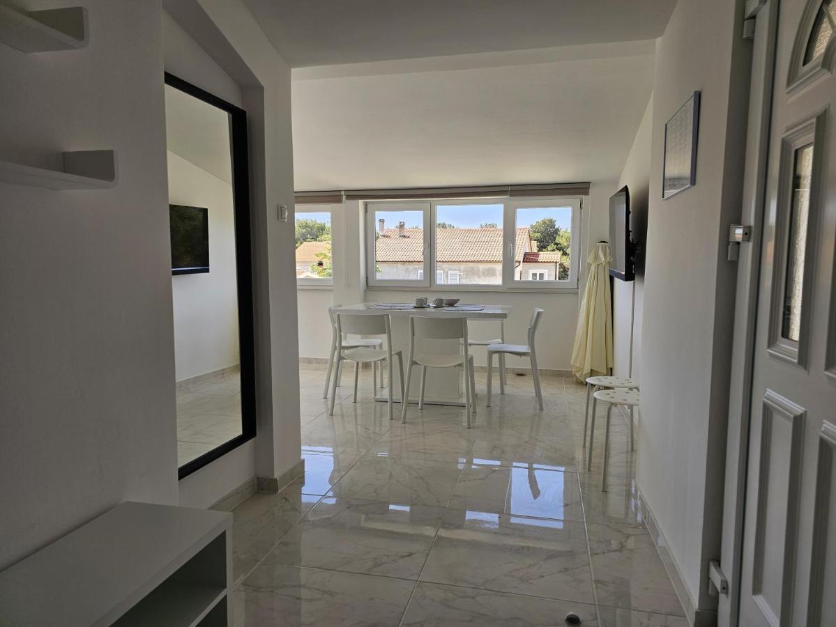Apartment La E' Bella Novalja